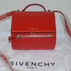 GIVENCHY Red Pandora Box Mini